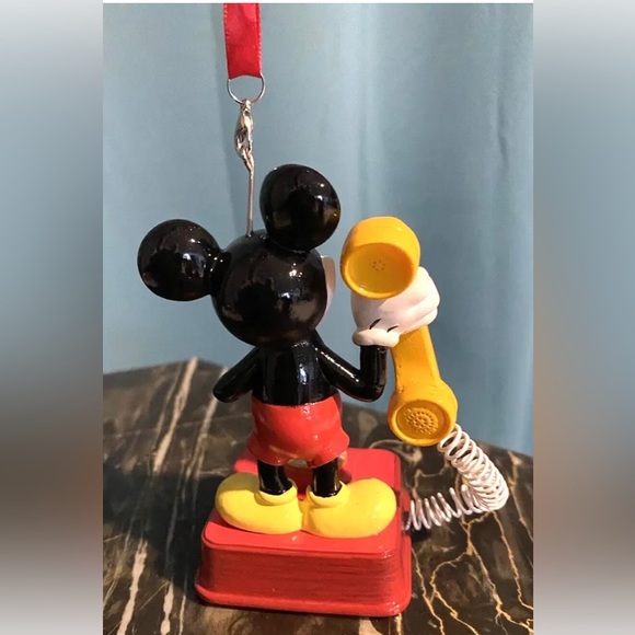 NWT Disney Parks Pop Century Resort Mickey Mouse Phone Christmas Ornament NWT - Picture 2 of 8